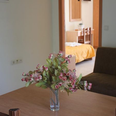 Virgin Mary Appartement Rodhákinon Buitenkant foto